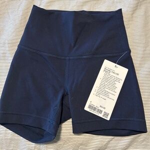 Lululemon Wunder Train HR short 4”
